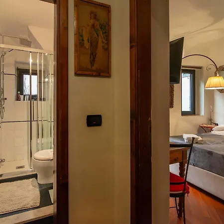 Quiet Private In Apartment Florence
